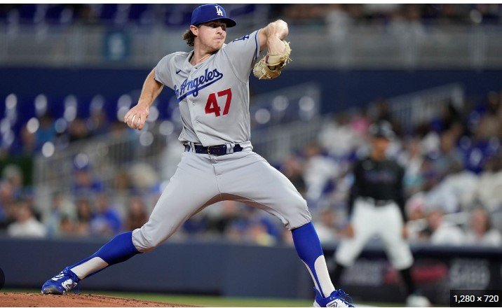 A Visit To Dodger Stadium - Bleed Cubbie Blue